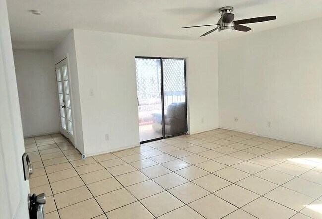 Photo - 3509 N 23rd Ln