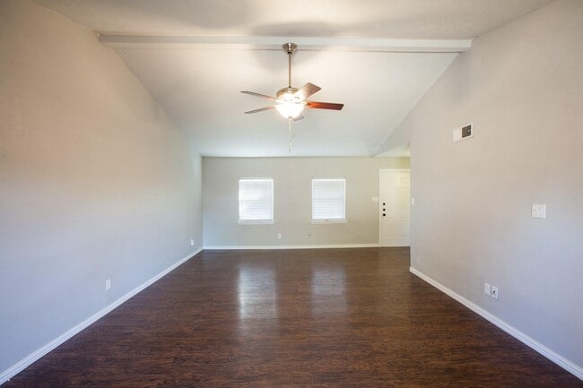 Photo - 5713 Baker Dr
