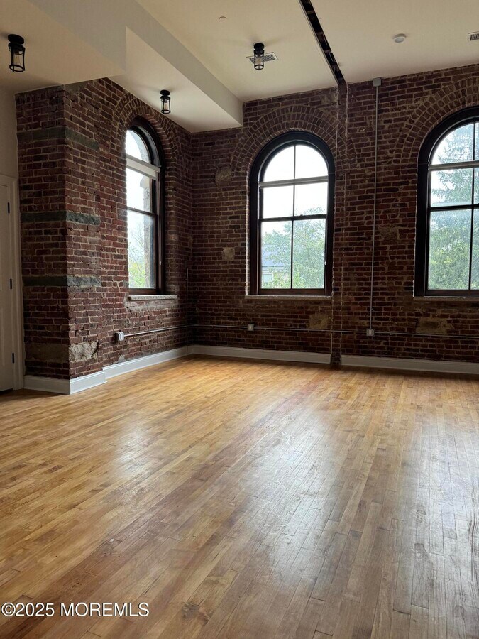 Photo - 179 Chelsea Ave Apartment Unit 210