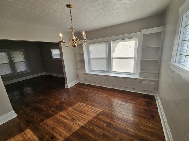 Photo - 4916 E 85th St