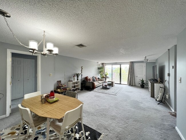 Building Photo - 30 Revere Beach Pky Unit 509