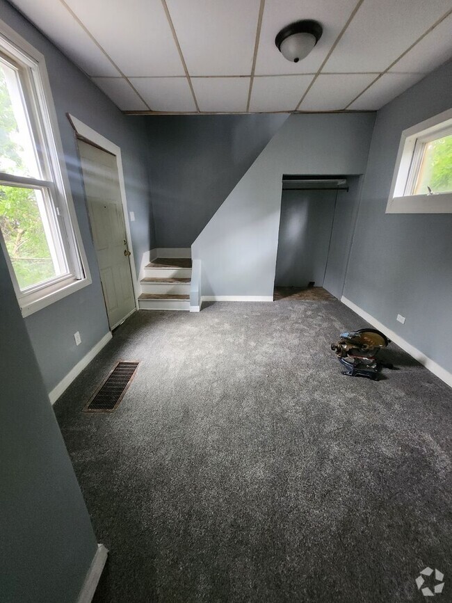 Building Photo - 1 bedroom west side Rental