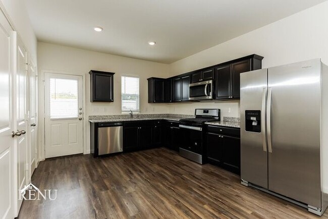 Photo - 5010 Firefly Hls