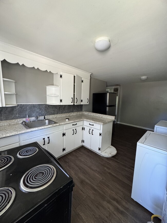 Building Photo - 3309 Clarence Towery Cir Rental