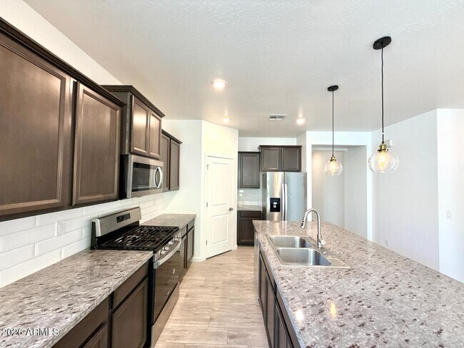 Photo - 18428 Puget Ave