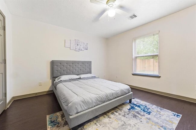 Photo - 8702 Shady Vista Ln