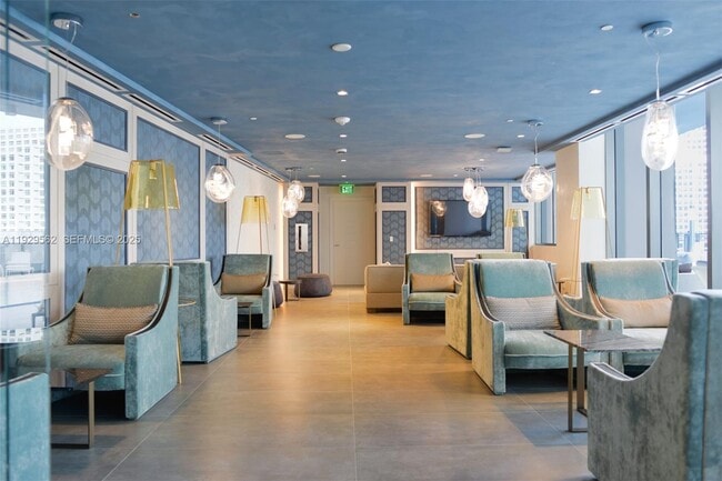 Building Photo - 1000 Brickell Plaza Unit 3208