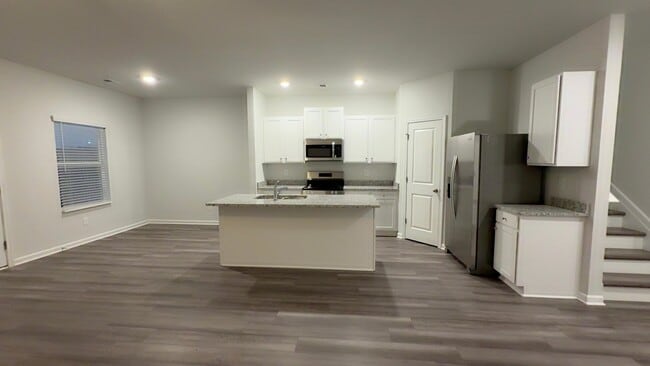 Building Photo - 124 Brexley Dr