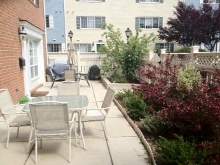 Photo - 1549A N Van Dorn St Unit 1549A N Van Dorn Street