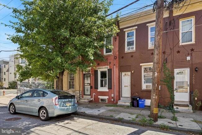 Photo - 2669 Martha St