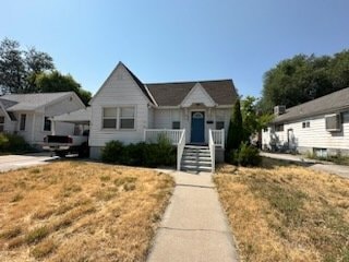 Building Photo - 654 E 500 N