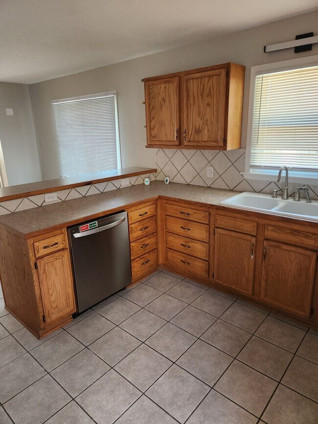 Photo - 3/2/1 Newly remodeled Plattsmouth house!