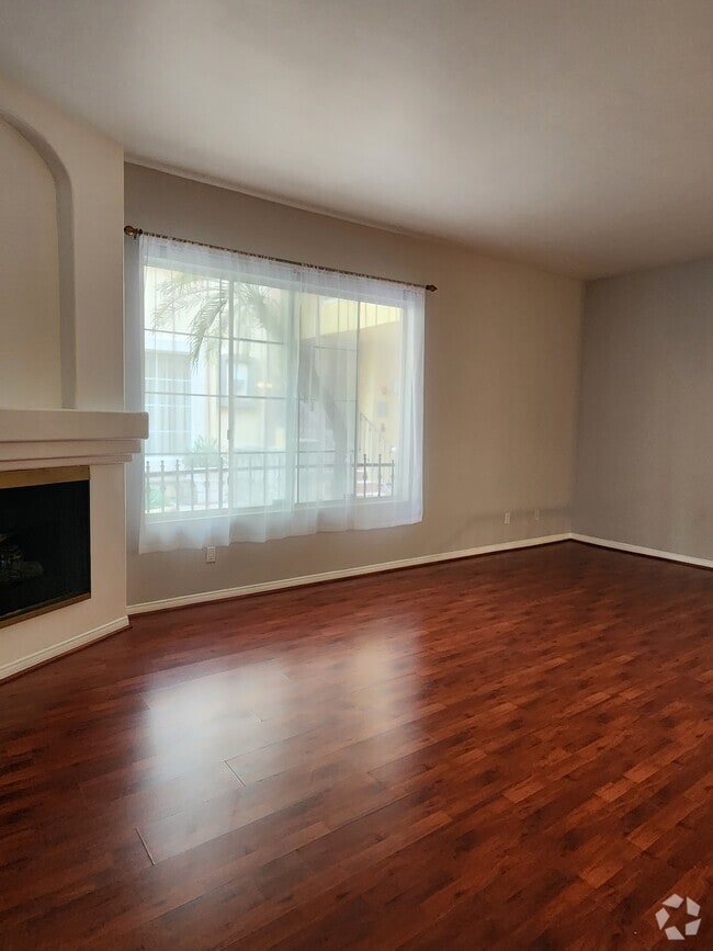 Building Photo - 7037 La Tijera Blvd Unit A101 Rental