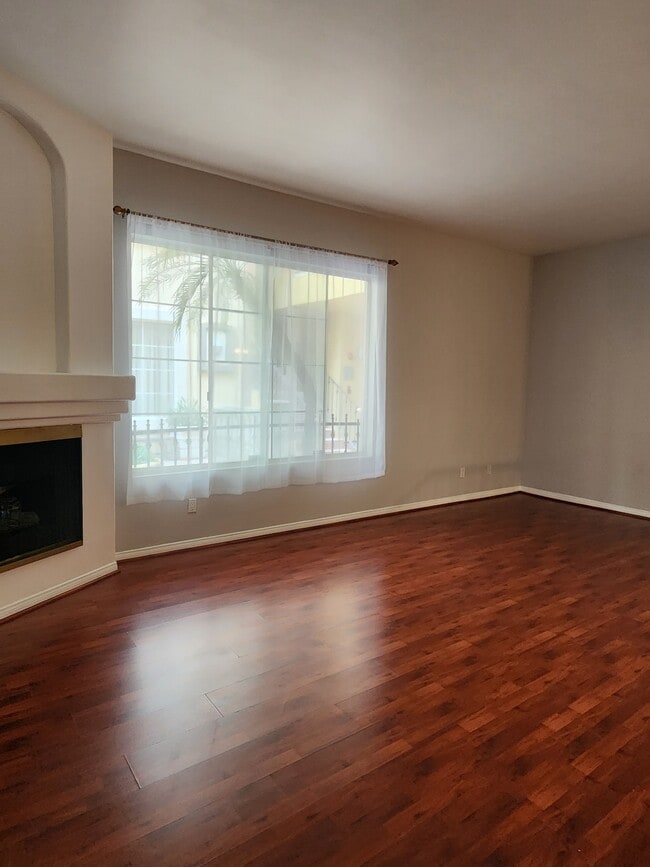 Building Photo - 7037 La Tijera Blvd Unit A101 Rental