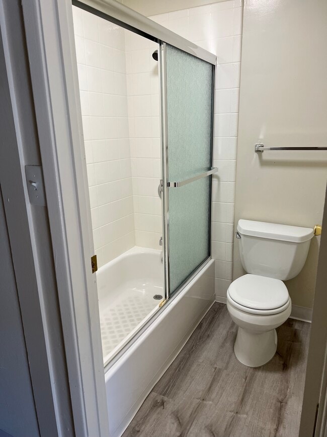 Photo - Kentfield Apartments