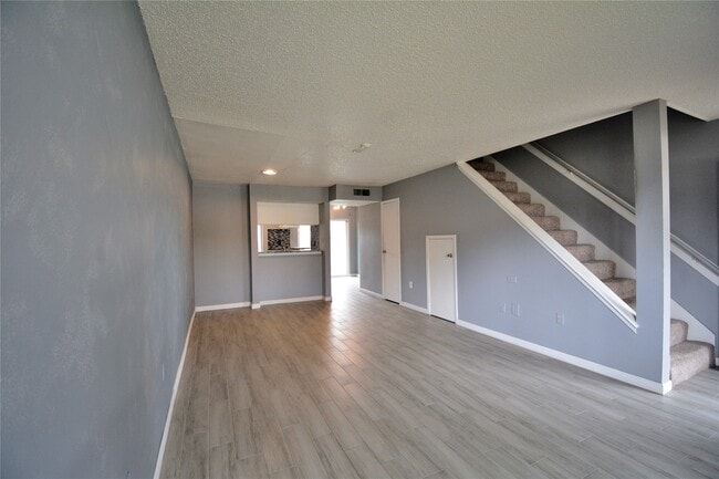 Photo - 260 El Dorado Blvd Unidad 204