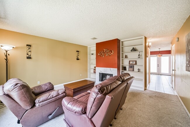Building Photo - 9345 Westwood Village Dr Unit 30 Rental