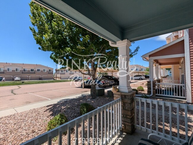 Photo - 2653 Shannara Grove