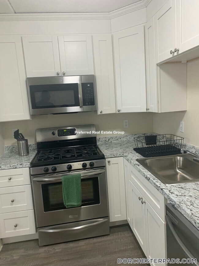 Photo - 65 Nightingale St Unit 4L