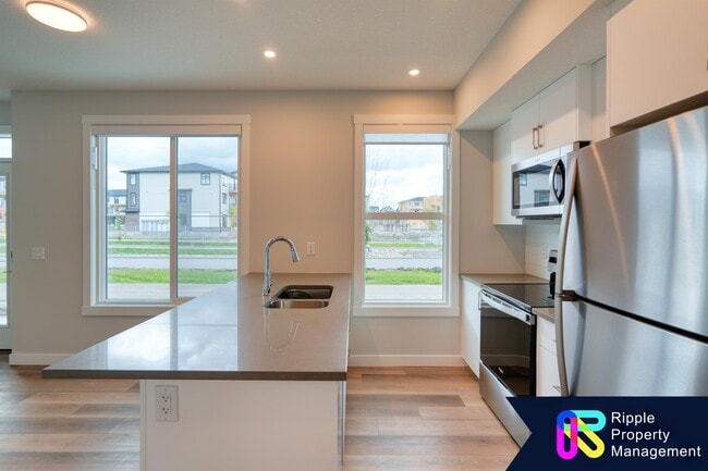 Photo - 20938 Seton Way SE