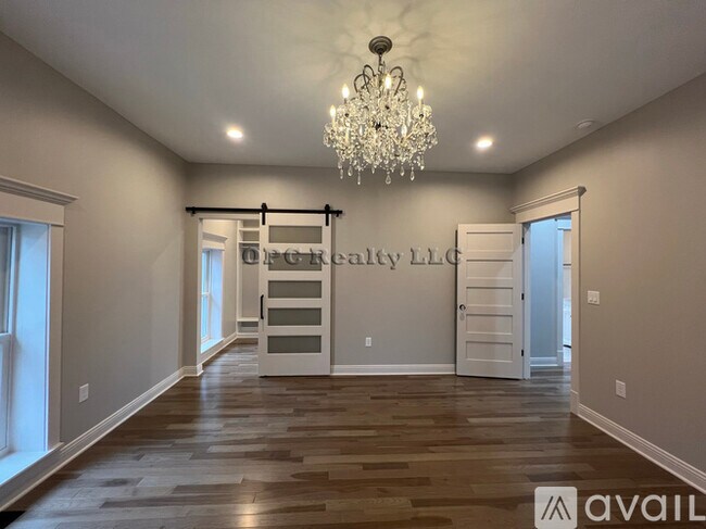 Photo - 709 Webster St