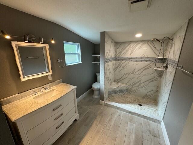 Photo - 1896 Keewin Ave NE