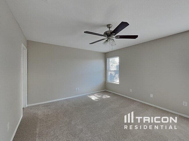 Photo - 8504 Hawkview Dr