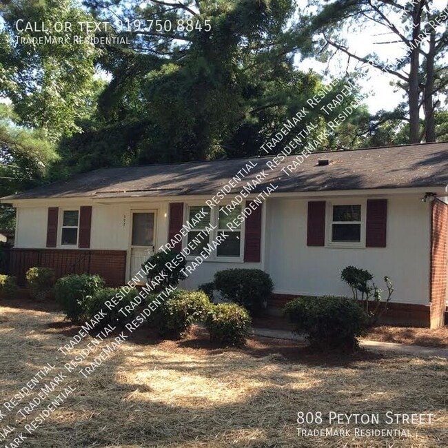 Photo - 808 Peyton St House