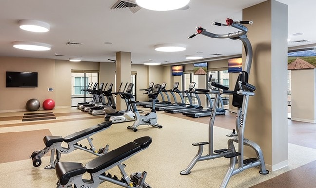 Photo - Boulevard 98