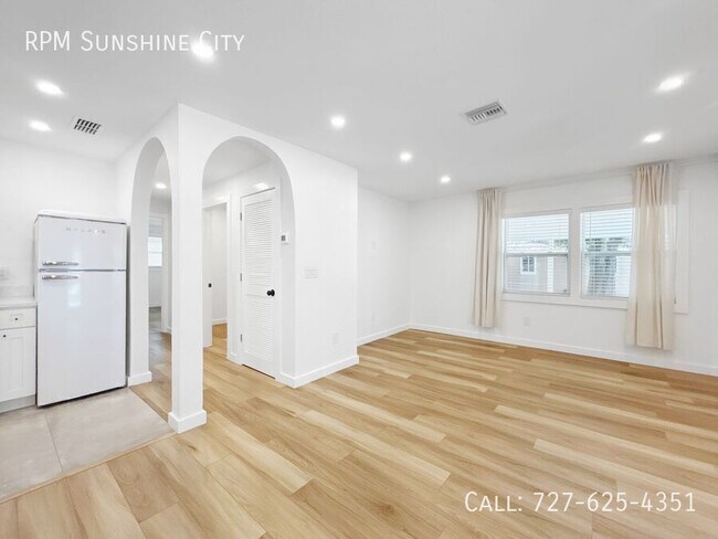 Photo - 4631 Queensboro Ave S Unit 4631