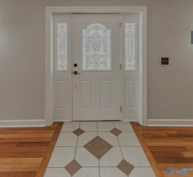 Photo - 4217 Hwy 72 E