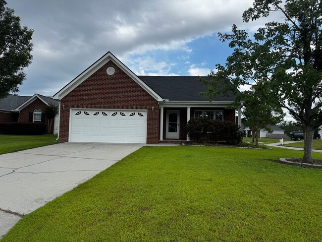 Building Photo - Carolina Pines Home