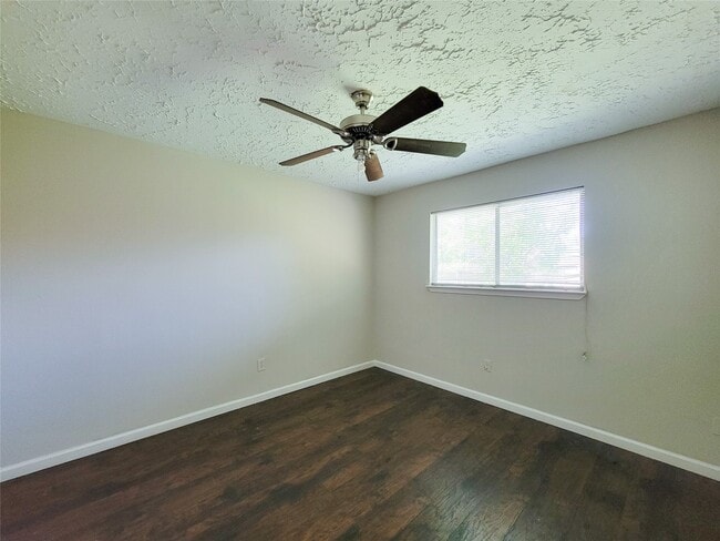 Photo - 9415 Beckford Dr
