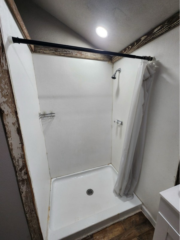 Photo - 2138 Richardson Rd