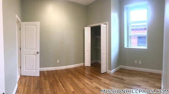 Photo - 409 Dudley St Unit 4