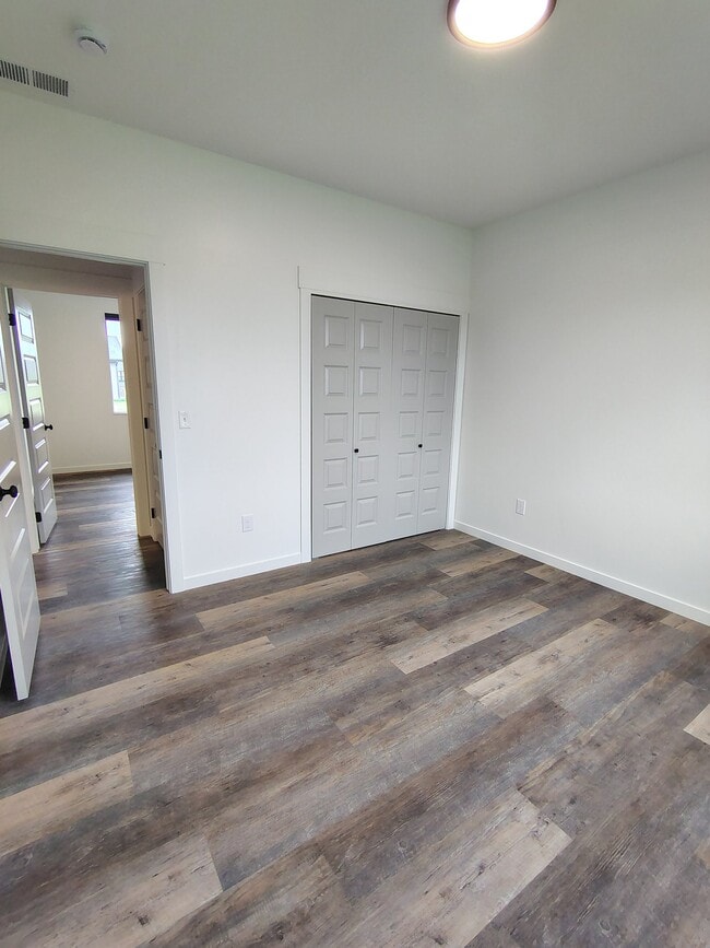 Photo - 1524 Trumble Creek Rd