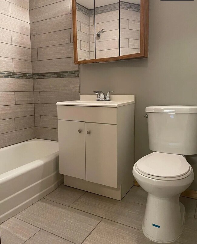 Photo - 3428 Harriet Apartments