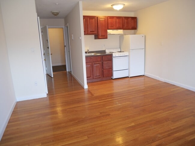 Photo - 1027 Commonwealth Ave Unit 25