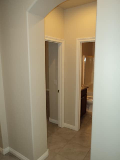 Photo - 269 Prestwick Ct
