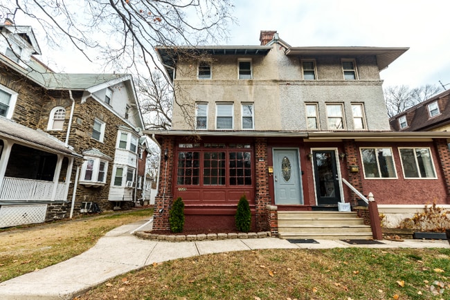 Building Photo - 2049 N 63rd St Rental