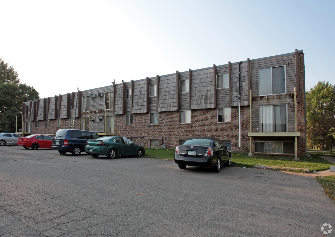 Lakeland Estates - Lakeland Estates