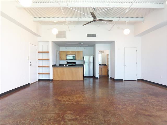 Photo - 2401 E 6th St Unidad 6098