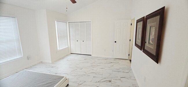 Photo - 8 Highlands Ct