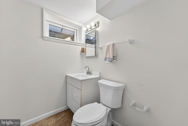 Photo - 7507 Murillo St