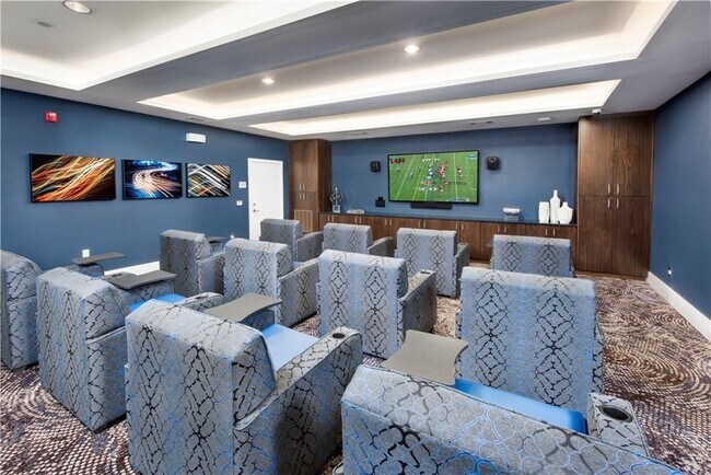 Photo - 658 Lindbergh Drive NE