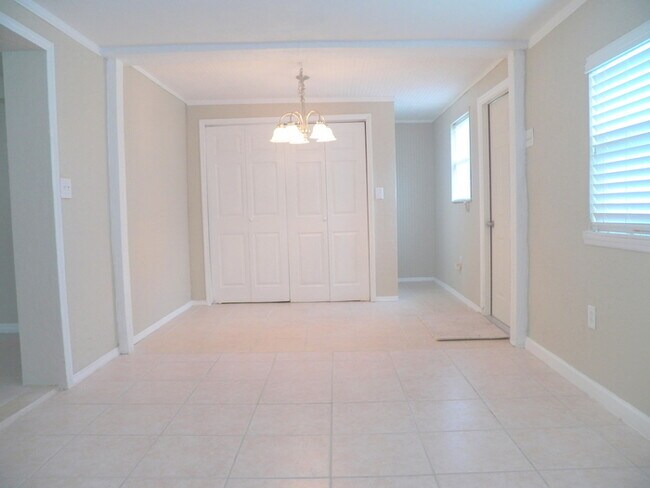 Photo - Move-in Special! $750 Off First Month