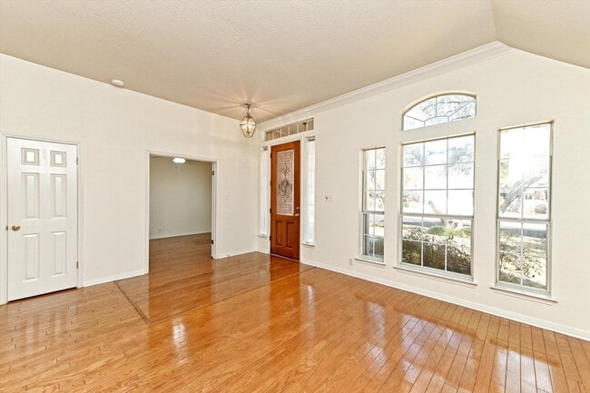 Photo - 10229 Matoca Way