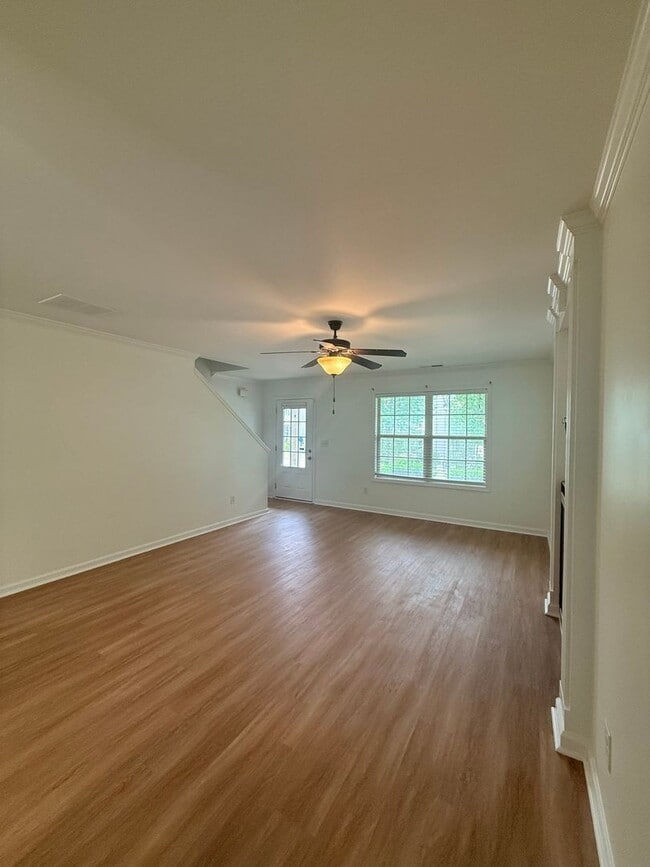 Photo - 5828 Bradshaw Ct