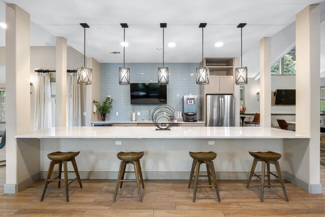 Montrachet Apartment Homes