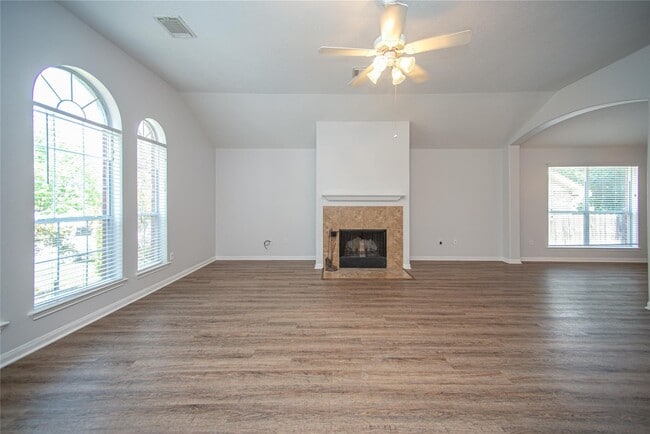 Building Photo - 13205 Enchanted Way Rental